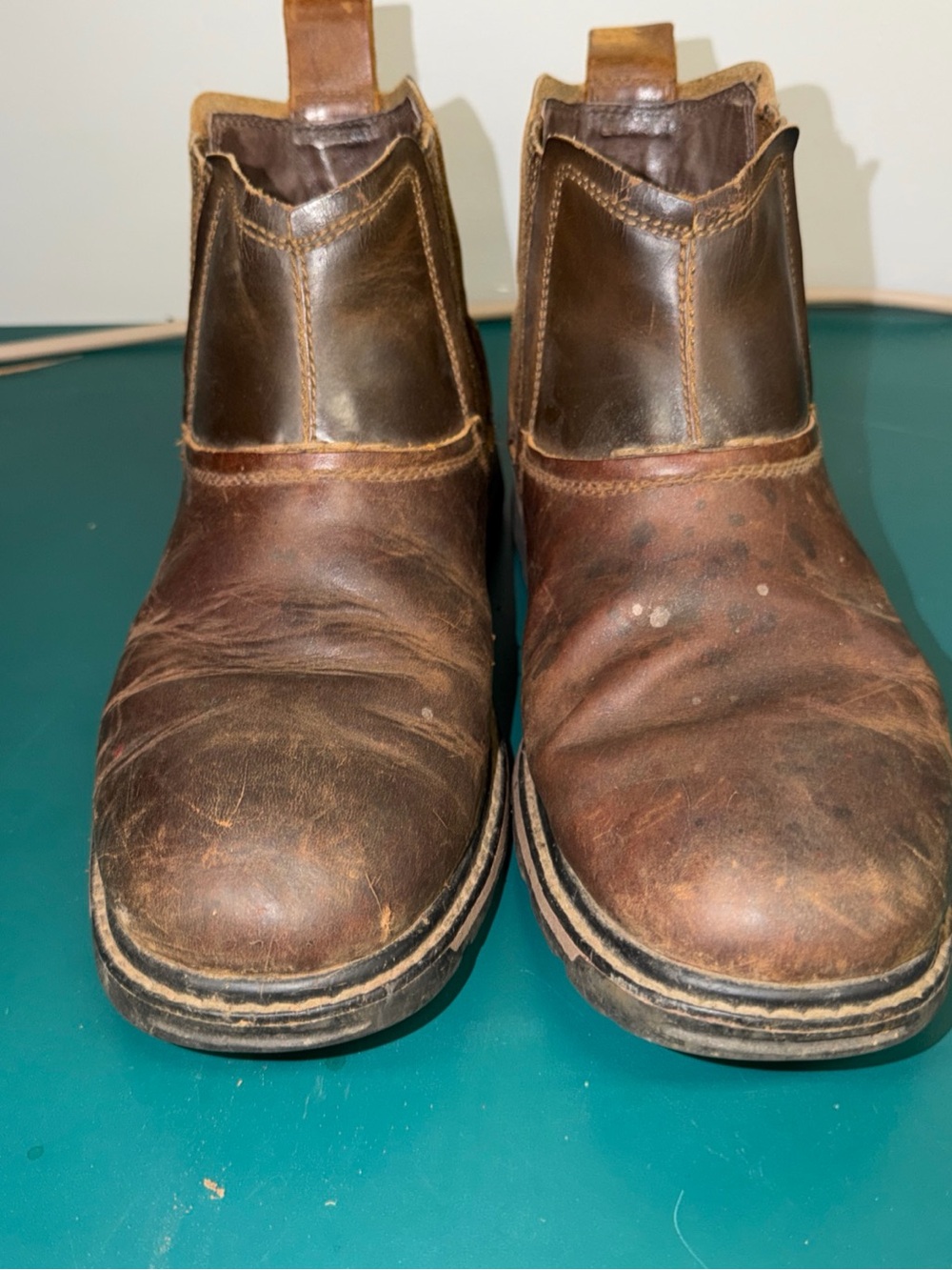 Skechers Men's Distressed Brown Leather Chukka Boots